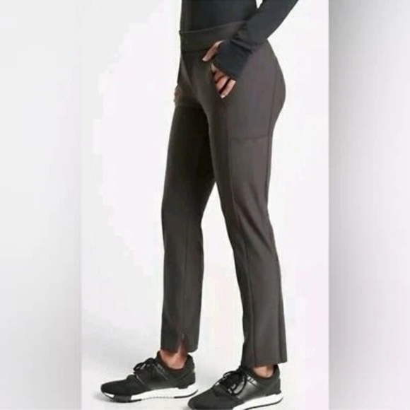 Athleta Stellar Trouser in Black - Picture 1 of 6